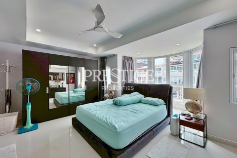 Maison à Pattaya, Thaïlande 4 chambres № 198157 - photo 10