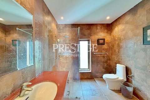 Дом в Паттайе, Таиланд с 5 спальнями  № 198154 - фото 14