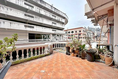 Propriété commerciale à Pattaya, Thaïlande 270 m2 № 198152 - photo 18