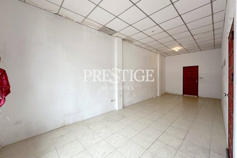 Propriété commerciale à Pattaya, Thaïlande 270 m2 № 198152 - photo 11