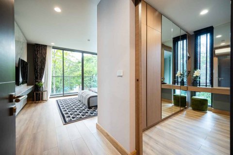 Condominio de 4 dormitorios en Bangkok, Tailandia № 180843 - foto 27