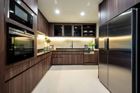 Condominio de 4 dormitorios en Bangkok, Tailandia № 180843 - foto 22
