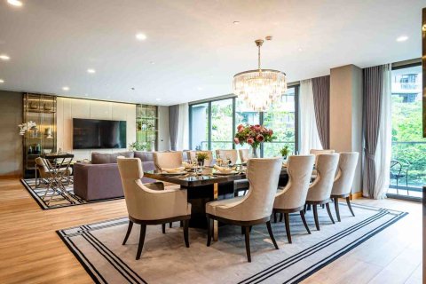 Condominio de 4 dormitorios en Bangkok, Tailandia № 180843 - foto 3