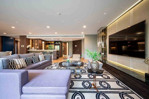 Condominio de 4 dormitorios en Bangkok, Tailandia № 180843 - foto 7