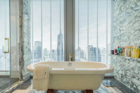 Condominio de 3 dormitorios en Bangkok, Tailandia № 180845 - foto 9