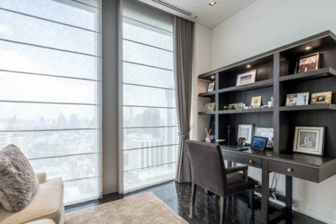 Condominio de 3 dormitorios en Bangkok, Tailandia № 180845 - foto 12