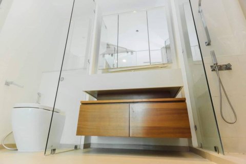 Condominio de 2 dormitorios en Bangkok, Tailandia № 180847 - foto 20