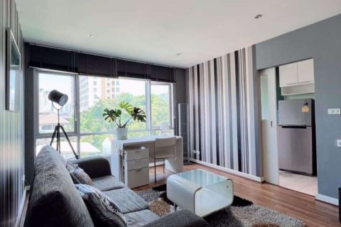 Condo in Watthana, Bangkok, Thailand, 1 bedroom № 67402 - photo 3