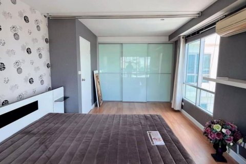 Condo in Watthana, Bangkok, Thailand, 1 bedroom № 67402 - photo 13