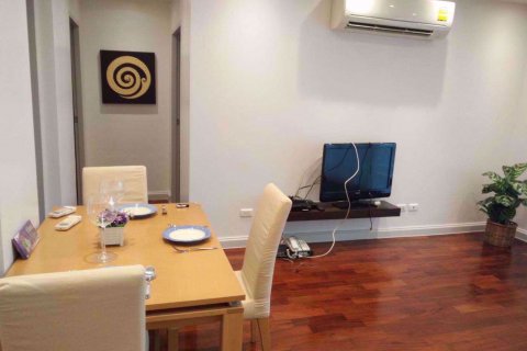 Condominio de 2 dormitorios en Watthana, Bangkok, Tailandia № 67401 - foto 3