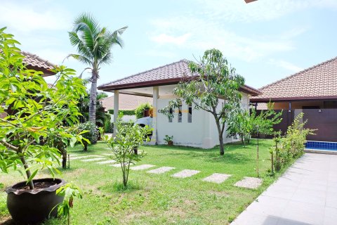 Estudio en Bang Lamung, Tailandia № 155275 - foto 15