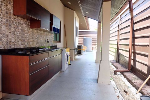 Estudio en Bang Lamung, Tailandia № 155275 - foto 28