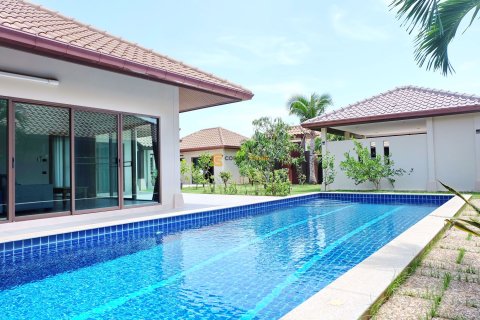 Estudio en Bang Lamung, Tailandia № 155275 - foto 7