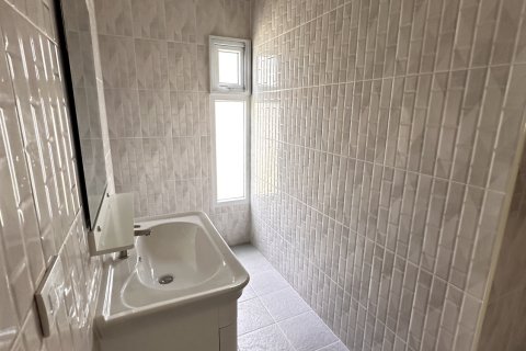 Chalet de 3 dormitorios en Pattaya, Tailandia № 150946 - foto 12