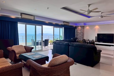 Apartamento de 3 habitaciones en Pattaya, Tailandia № 150944 - foto 2