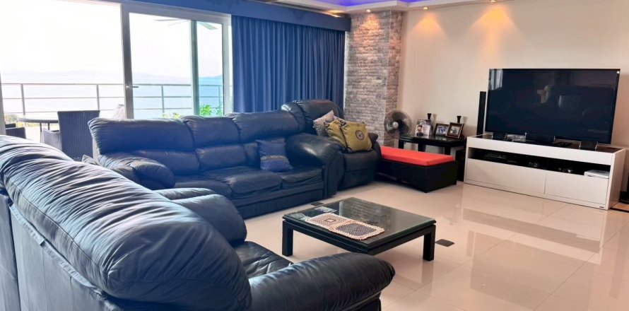 Apartamento de 3 habitaciones en Pattaya, Tailandia № 150944