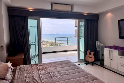 Apartamento de 3 habitaciones en Pattaya, Tailandia № 150944 - foto 13