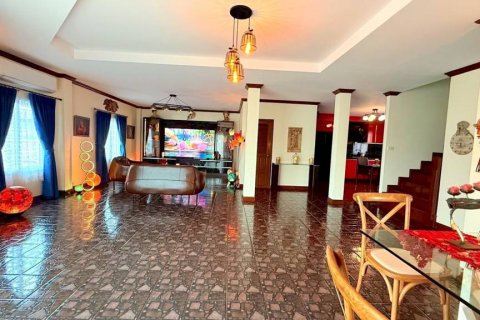 Chalet de 3 dormitorios en Cha-am, Tailandia № 144421 - foto 6