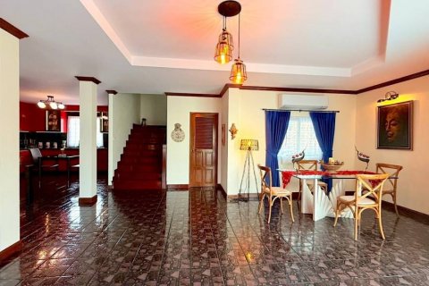 Chalet de 3 dormitorios en Cha-am, Tailandia № 144421 - foto 7