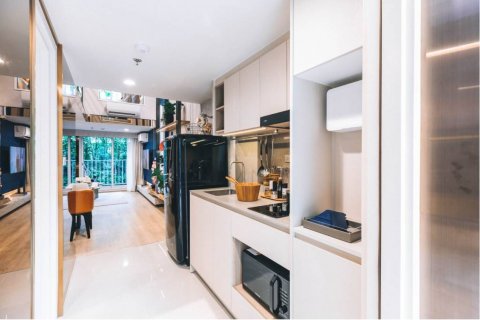 Condo in Bangkok, Thailand, 2 bedrooms № 144422 - photo 4