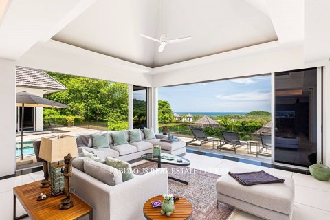 Villa in Bang Tao, Thailand 5 Schlafzimmer № 179664 - Foto 2