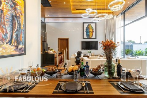 Chalet de 4 dormitorios en Bang Tao, Tailandia № 179659 - foto 17