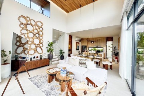 Chalet de 3 dormitorios en Chalong, Tailandia № 179662 - foto 6