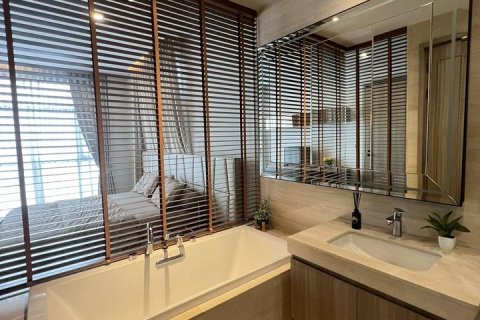 Condominio de 2 dormitorios en Bangkok, Tailandia № 143416 - foto 12