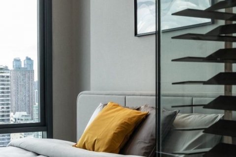 Condo in Bangkok, Thailand, 2 bedrooms № 143419 - photo 10