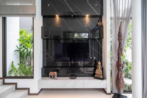 Casa de 3 dormitorios en Nai Harn Beach, Tailandia № 74238 - foto 7