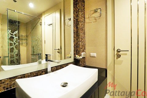 Estudio en el condominio en Bang Lamung, Tailandia № 205283 - foto 9