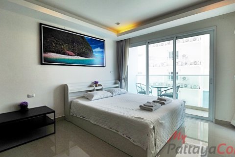 Estudio en el condominio en Bang Lamung, Tailandia № 205283 - foto 4