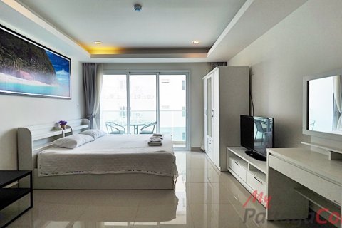 Studio in the Condo in Bang Lamung, Thailand  № 205283