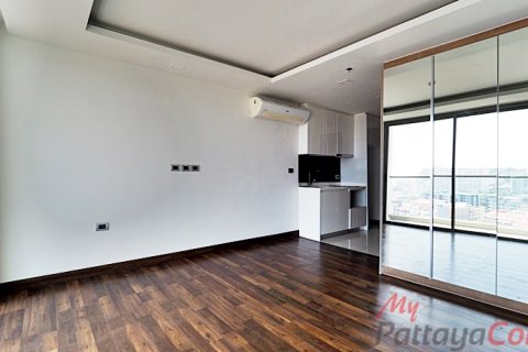 Estudio en el condominio en Bang Lamung, Tailandia № 205284 - foto 7