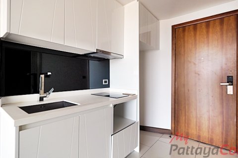 Estudio en el condominio en Bang Lamung, Tailandia № 205284 - foto 3