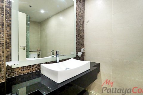 Estudio en el condominio en Bang Lamung, Tailandia № 205287 - foto 8