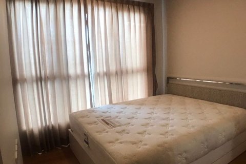Condominio de 2 dormitorios en Khlong San, Bangkok, Tailandia № 158267 - foto 4