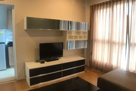 Condominio de 2 dormitorios en Khlong San, Bangkok, Tailandia № 158267 - foto 3