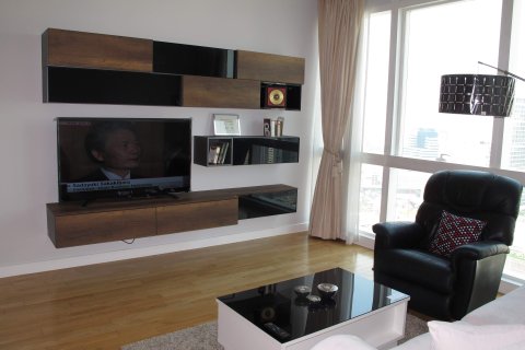 Condominio de 2 dormitorios en Watthana, Bangkok, Tailandia № 200606 - foto 11