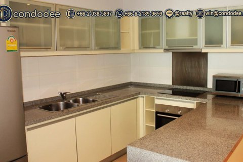 Condominio de 2 dormitorios en Watthana, Bangkok, Tailandia № 200606 - foto 20