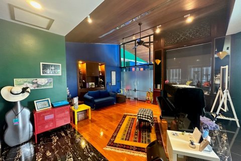 Condominio de 3 dormitorios en Bangkok, Tailandia № 70954 - foto 8