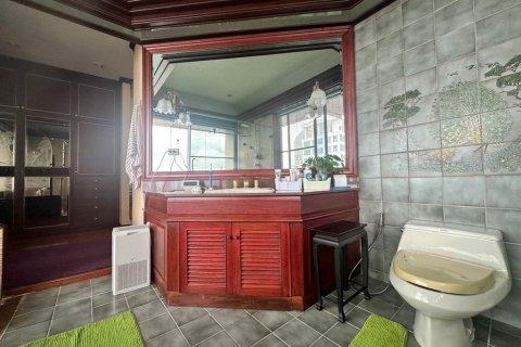 Condominio de 3 dormitorios en Bangkok, Tailandia № 70954 - foto 19