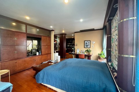 Condominio de 3 dormitorios en Bangkok, Tailandia № 70954 - foto 14