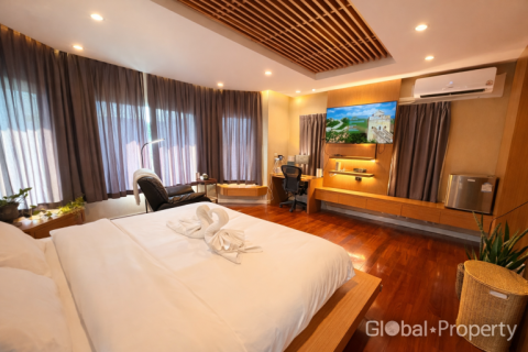 Casa de 5 dormitorios en Pong, Tailandia № 70944 - foto 7
