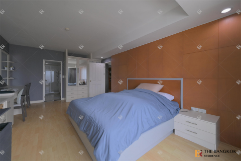 Condominio de 3 dormitorios en Bangkok, Tailandia № 187415 - foto 9