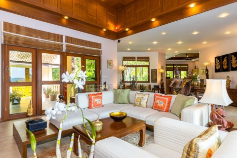 Villa in Phuket, Thailand 4 Schlafzimmer № 133654 - Foto 2