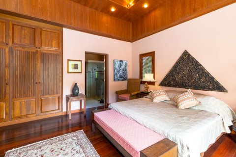 Villa in Phuket, Thailand 4 Schlafzimmer № 133654 - Foto 17