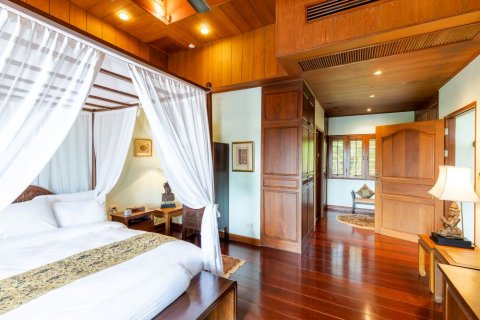 Villa in Phuket, Thailand 4 Schlafzimmer № 133654 - Foto 8