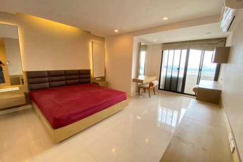 Ático de 5 dormitorios en Watthana, Bangkok, Tailandia № 133657 - foto 7