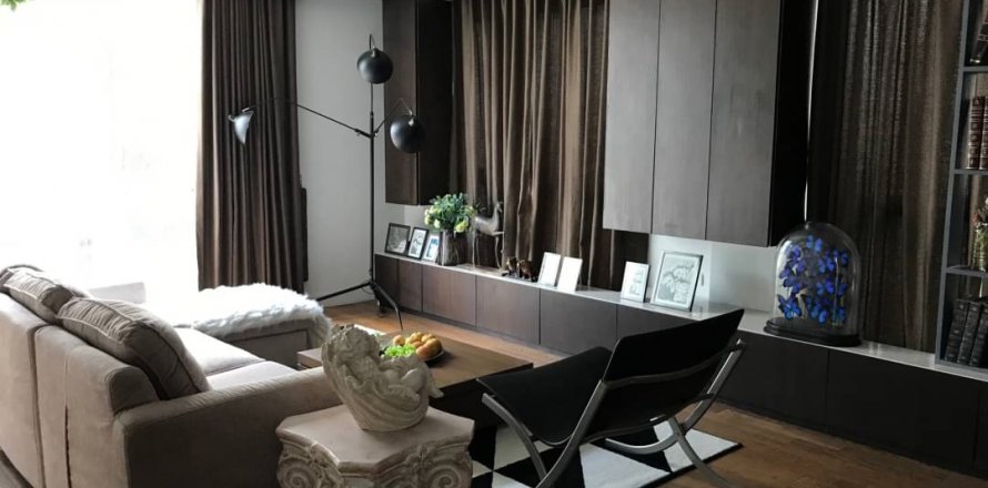 Adosado de 3 dormitorios en Bangkok, Tailandia № 133660